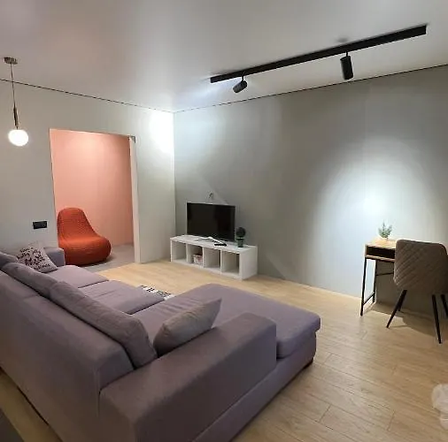 2 Room Modern Apartment View